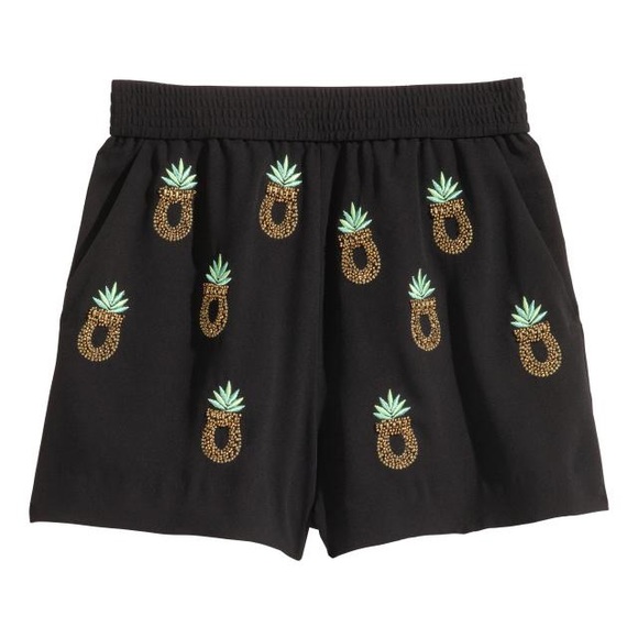 Pineapple patterned shorts with beaded embroidery - Picture 2 of 3